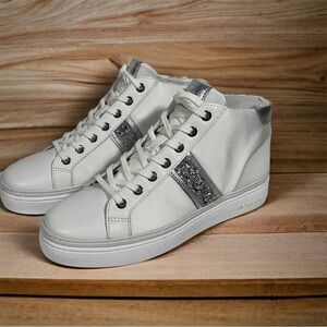 Michel Kors Chapman Mid Optic White Leather/Round Encased Stones Size 8M